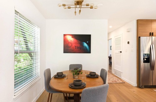 Barton Hills House | Remodeled duplex in Barton Hills with open kitchen, great patio. Sunset views.