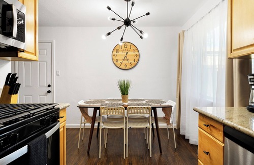 Sacramento House | Remodeled Retreat Near Hospital w/Tranquil Yard