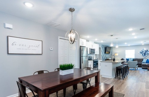 Buford Highway Cottage | Remodeled, Spacious & Cozy House. Close to the best part of Atlanta