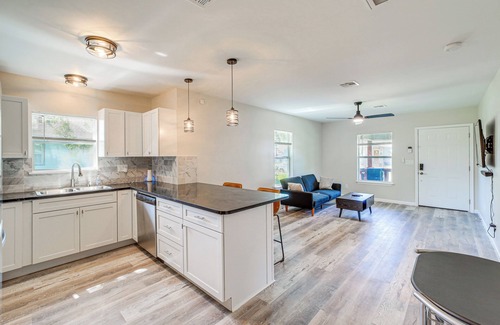 Tulsa House | Remodeled Tulsa House w/Yard ~ 4 Mi to Downtown!