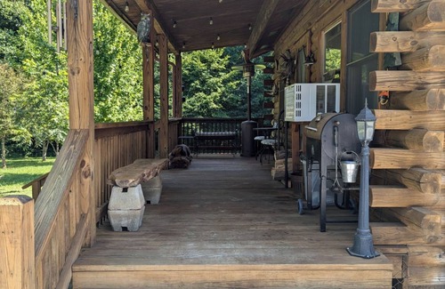 Grantsburg Cabin | Remote and quiet!