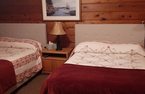 Alert Bay Cabin | Remote BC Waterfront Log Lodge: "Home of the Orca"