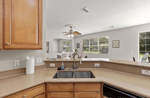 Boyette House | Remote Oasis | Family, Nature Trails & Work-Ready!