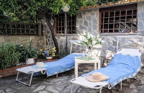 La Spezia House | Renata Holiday Home - Holidays & Tourism in La Spezia - Ampio giardino esterno