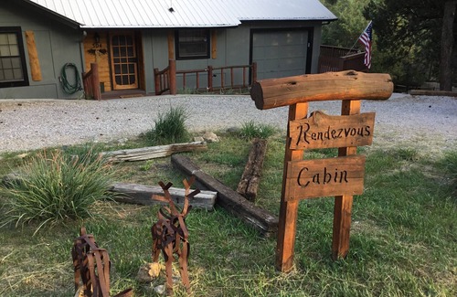 Ruidoso Cabin | Rendezvous Cabin, beautiful updated cabin, sleeps 8