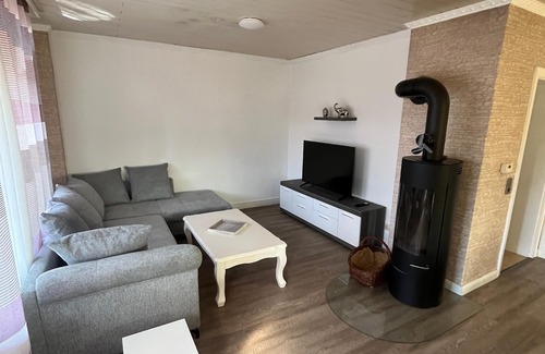 Neumuenster House | Rendsburgerstraße 161 - 4 bedrooms with parking space