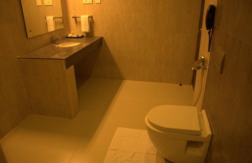 Tirupati Hotel | Renest Tirupati