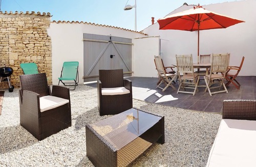 Cheray House | Renovated house in Chéray (St-Georges-d'Oléron) 3 bedrooms, up to 8 people