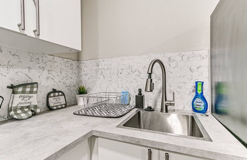 Tulsa House | Renovated 1BR Downtown/BOK B
