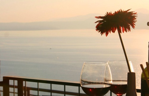 Frader Apartment | Renovated 2-room.-Apartment with pool, fantastic panoramic views