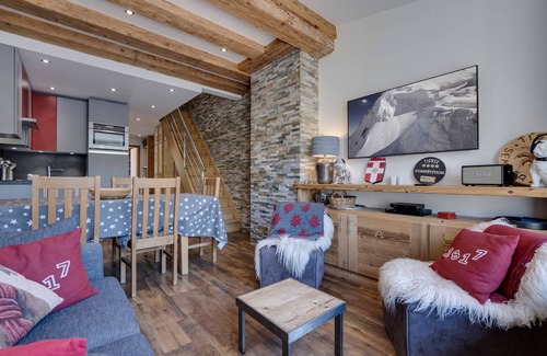 Val Claret Apartment | Renovated 3-bed duplex, ski-in/ski-out, Tignes Val Claret, 6-8 pers