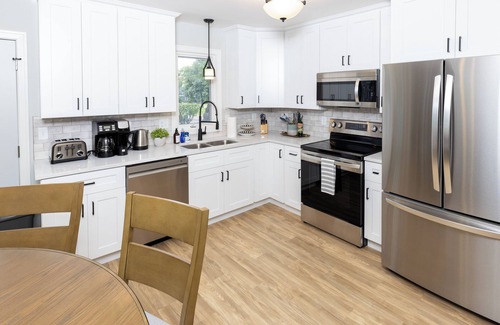 Richfield House | Renovated 5-bedroom house in Minneapolis, Richfield.
