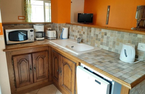 Champagne-Vigny Cottage | Renovated Charentaise with garden, 20 min from Angoulême