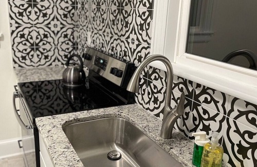 Forest Hills Apartment | Renovated, Clean 1 bedroom in Forest Hills - A
