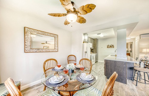 Hanamaulu Condo | Renovated Condo in an Oceanfront Complex with AC, Lanai, and Pool/Hot Tub Access