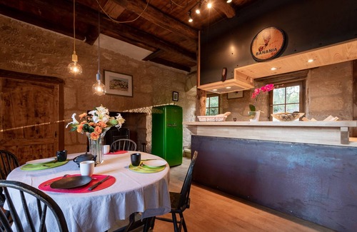 Sarlat-la-Caneda House | Renovated former presbytery air-conditioned sleeps 4