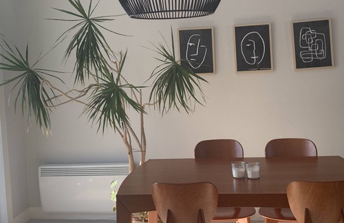 Laval House | Renovated house at 10 minutes downtown