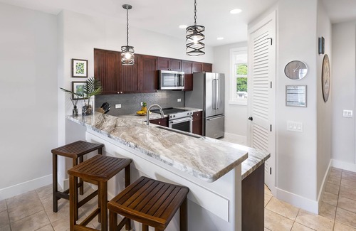 Waikoloa Condo | 🏖️Renovated Penthouse | Lake & Golf Course Views | AC | Near Bay