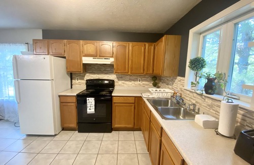 Old Orchard Beach Apartment | Renovated quite unit, pet friendly