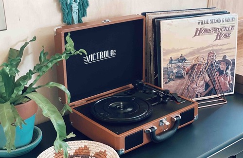 Austin House | Renovated Spartan + 3 acres + private pool“VooDoo”