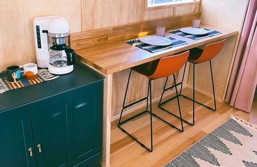 Austin House | Renovated Spartan + 3 acres + private pool“VooDoo”