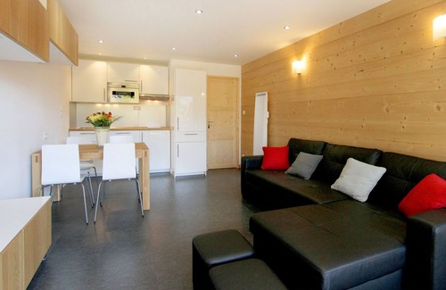 Les Deux Alpes Apartment | RENOVATED STUDIO SOUTH BALCONY