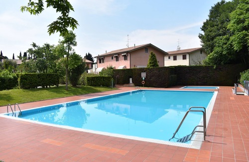 Cola Apartment | Renovierte Wohnung/Pool/TV/Wlan/Garage/Familiy Friendly