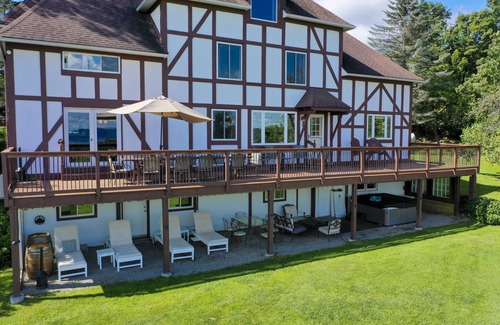 Hammondsport House | Rent an entire lake-view estate in the heart of wine country!