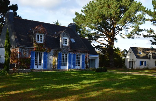 Locmariaquer Villa | Rent House Locmariaquer - Sleeps 11