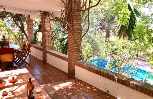 Pinares de San Anton Ski Chalet | Rentcostadelsol Villa Pinares-Málaga