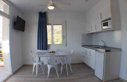 Roses Town Center Resort | Rescator Resort 105 - One Bedroom Resort, Sleeps 4