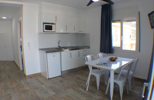 Roses Town Center Resort | Rescator Resort 108 - One Bedroom Resort, Sleeps 4