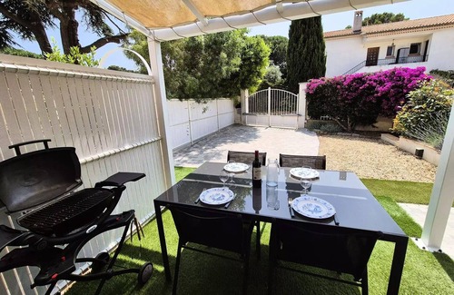 La Seyne-sur-Mer Apartment | Residence 236-la Seyne Sur Mer - 2 Rooms for 4 People