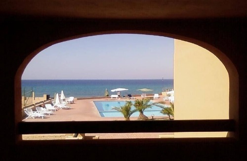 Lu Bagnu Resort | Residence 50 m from the beach with private access, 2 swimming pools