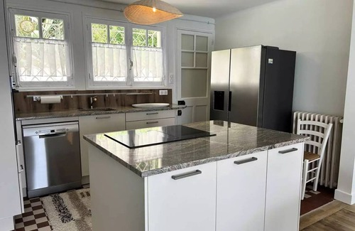 Erquy Villa | Residence 547-erquy - 547 - "La Patelle" - House 4p to 100m from the beach of the center of Erquy