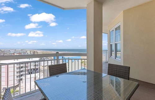 Diamond Beach Condo | Residence 902 at The Grand