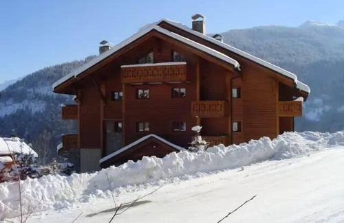 Les Allues Apartment | Residence Bergerie Des 3 Vallees D - Nice apartment 3 rooms 4 people located on Les Allues in a quiet area