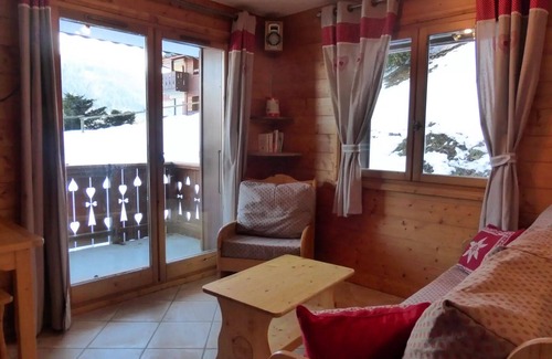 Les Allues Apartment | Residence Bergerie Des 3 Vallees D - Nice apartment 3 rooms 4 people located on Les Allues in a quiet area