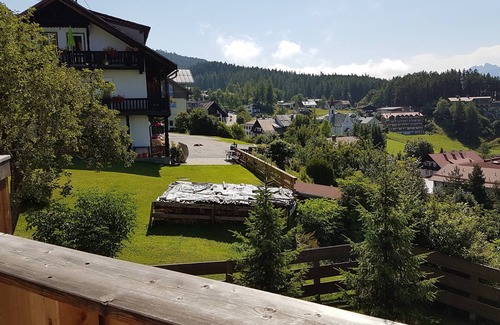 Mosern Apartment | Residence Berghof in the "Schwalbennest" of Tyrol