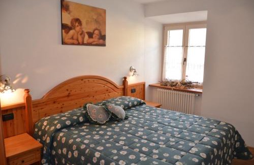Pellizzano Apartment | Residence Ca' Delle Margherite