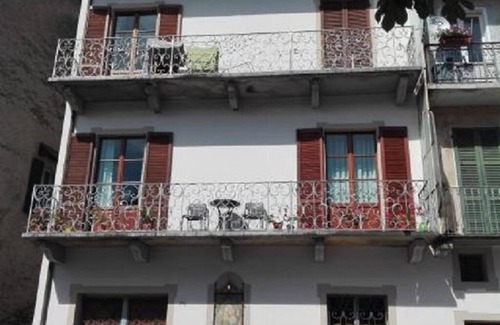 Cannobio Apartment | RESIDENCE "Il Gabbiano" 1 - apartment in the center of Cannobio with lake view