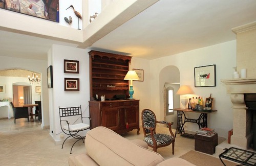 Murs Villa | Residence in the heart of the Luberon garrigues - by feelluxuryholidays