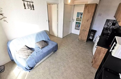 Leucate Apartment | Residence Le Carlton - 2 rooms 4 beds PORT LEUCATE. Ref: 2CAR 128AC