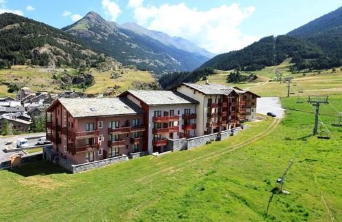 Termignon Apartment | Residence Le Petit Mont Cenis - 2 Rooms for 4 People