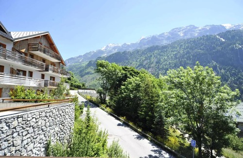 Vaujany Apartment | Residence Les Valmonts de Vaujany - 2 rooms 4 people