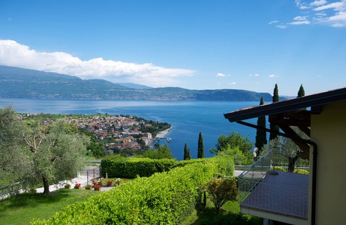 Toscolano Maderno Apartment | Residence Limoni del Rustichel: Apartment N.4 with lake view, underground parking and pool.