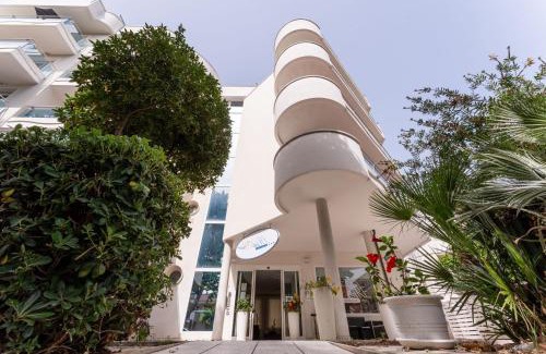 Miramare Apartment | Residence Marconi Mare