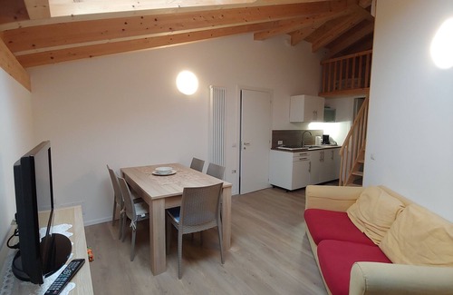 Arco House | Residence Pratosaiano Red