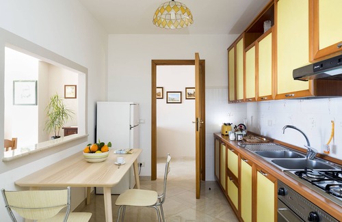 Taormina Apartment | Residence Schuler - Apartment 'E' with sea and Mount Etna view