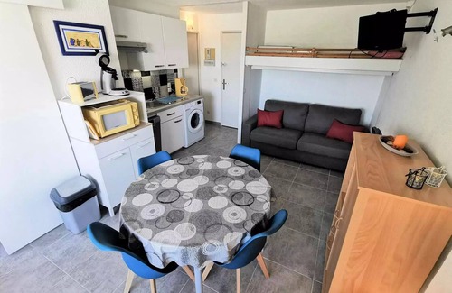 Leucate Apartment | Residence Terrasses De La Mediterranee 3 - 2 Rooms for 4 People